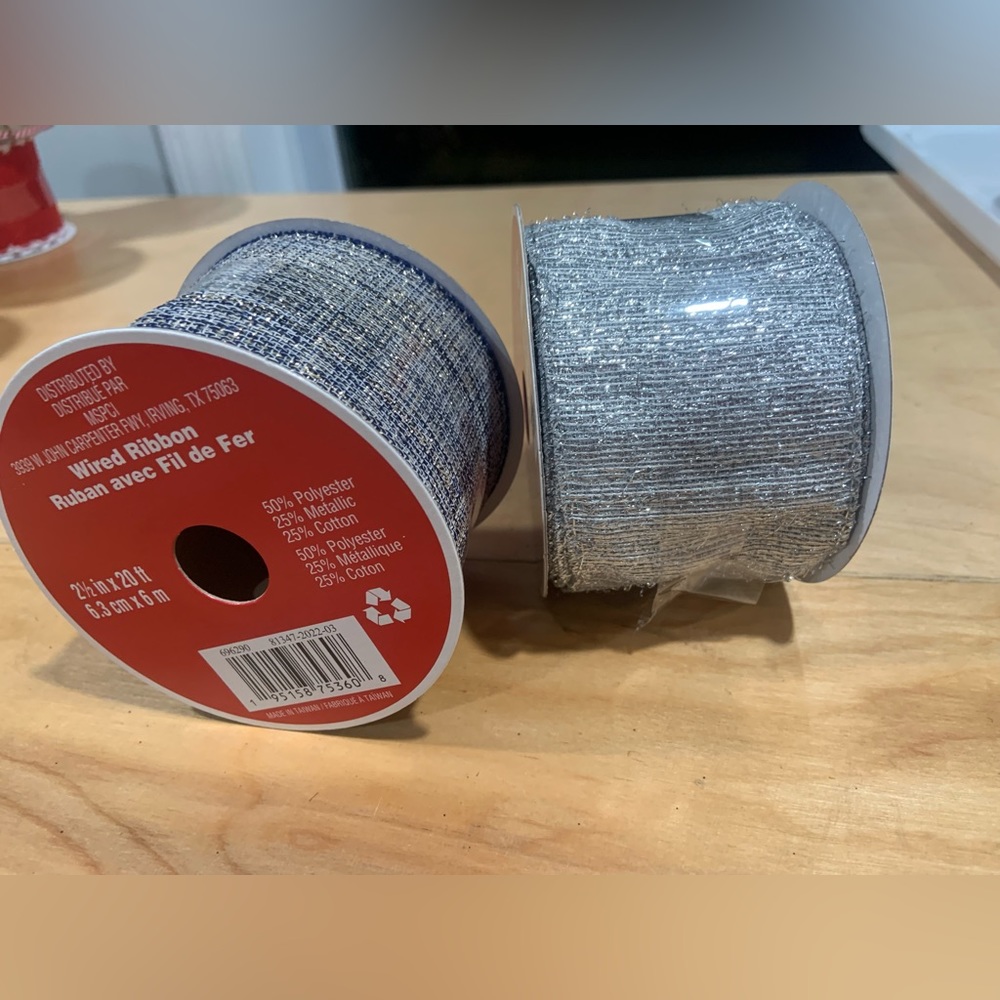 2 ribbons